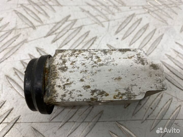 Б/У клапан кондиционера Hyundai Solaris 1 RB G4FA