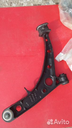 Подвеска передняя Mitsubishi Space Runner