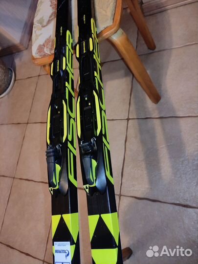 Беговые лыжи Fisher