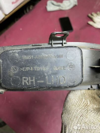 Правая кнопка ст подъемника Ford Focus 3