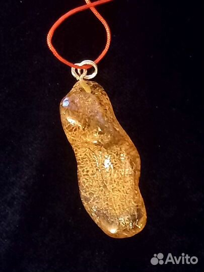 Янтарь подвеска