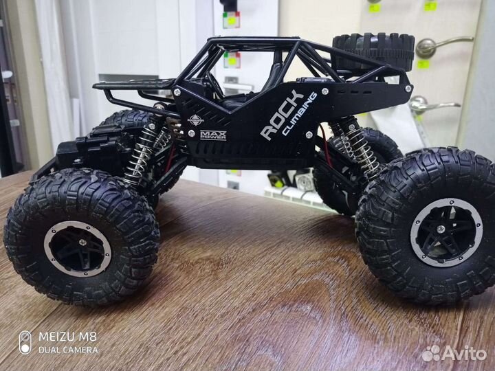 Машинка Джип полноприводный на радиоуправлении