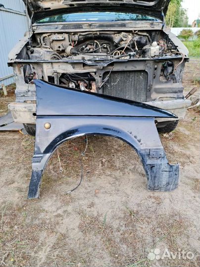 Dodge Caravan капот + крылья