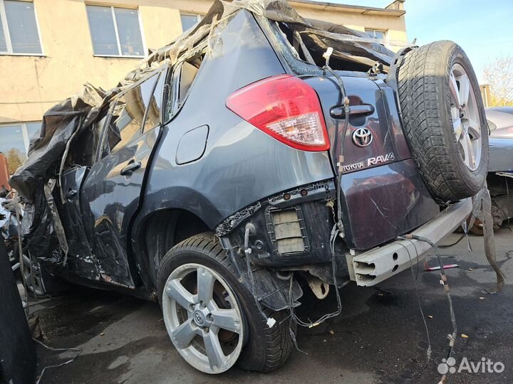 Запчасти и салон на Toyota RAV4 XA30