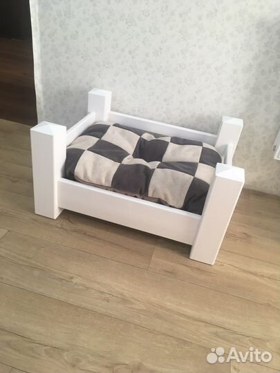 Кровать-лежанка для домашних животных