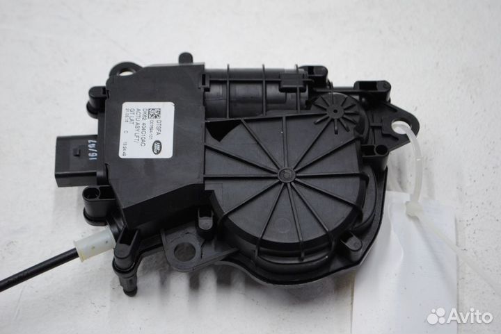 Привод замка Discovery Sport L550