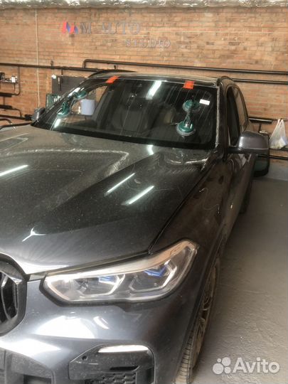 Лобовое стекло Range Rover II 1994-01