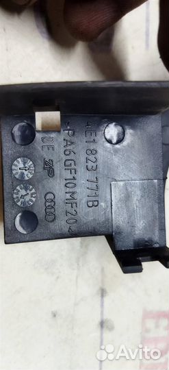 Накладка Audi A8 D3 4E 2004-2010