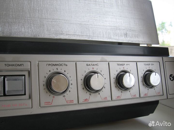 Проигрыватель винила, профилактика, пластинки