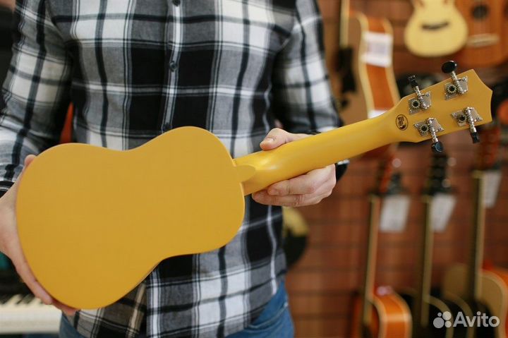 Укулеле сопрано Veston + Аксессуары