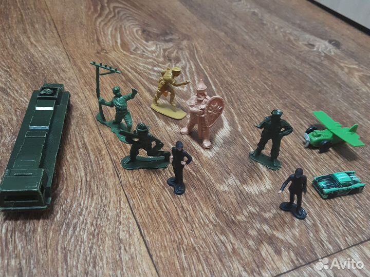 Игрушки. Солдатики