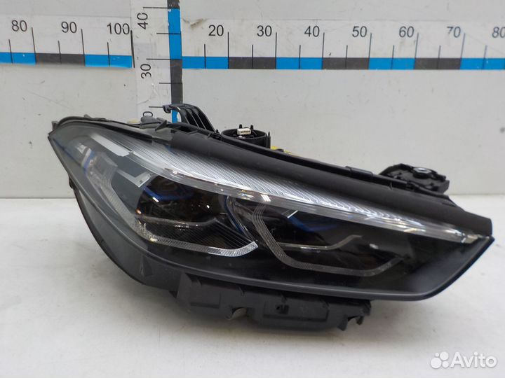 Фара правая BMW 8 2018