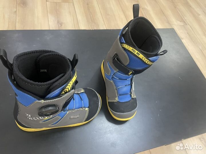 Сноубордические ботинки детские 35