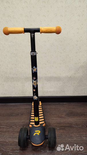 Самокат трёхколёсный детский