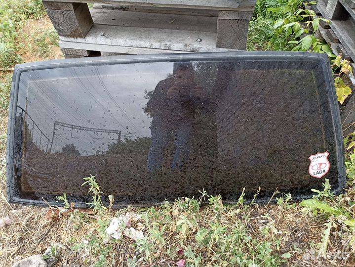 Заднее стекло