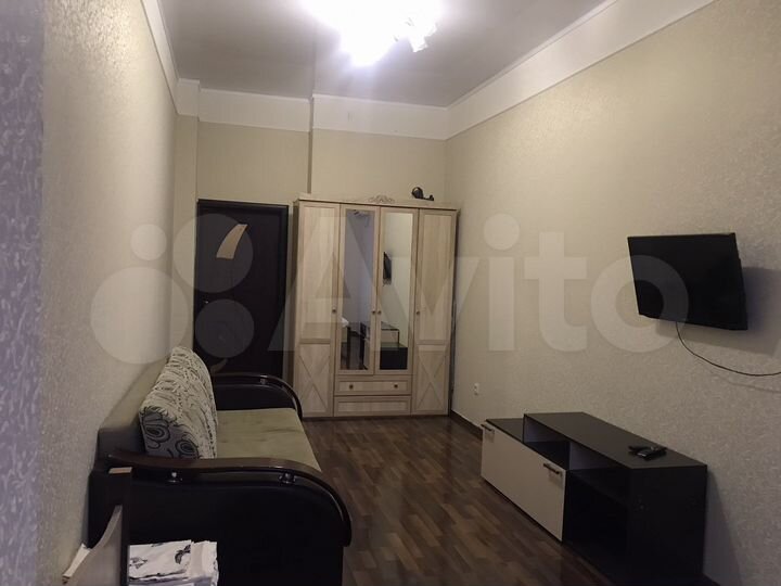 2-к. квартира, 56 м², 1/9 эт.