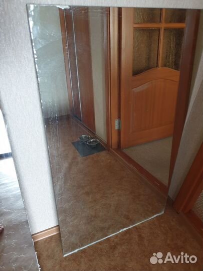 Зеркало настенное бу