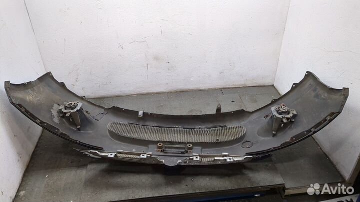 Бампер передний Mitsubishi Grandis, 2009