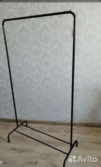 Вешалка для одежды напольная