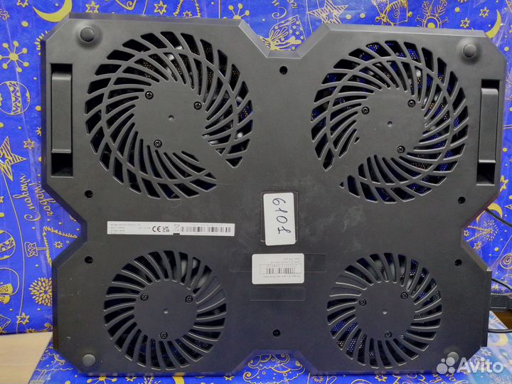 Подставка с охлаждением для ноутбука