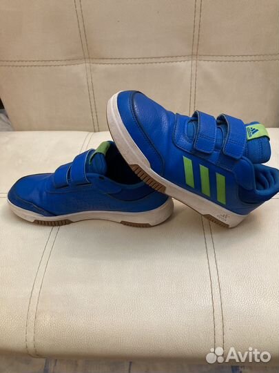 Кроссовки adidas