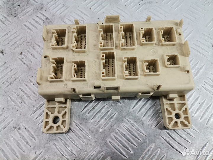 Блок комфорта для Lexus RX 2 (XU30)