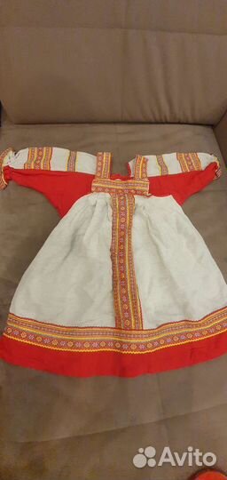 В аренду народный костюм 98-110 и на 116-128