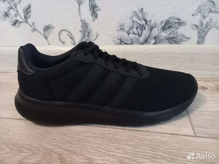 Adidas мужские кроссовки новые