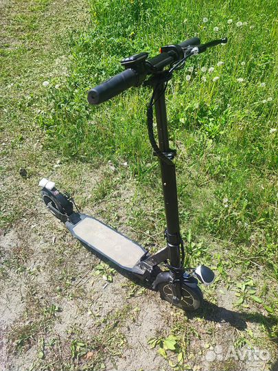 Электросамокат iconbit