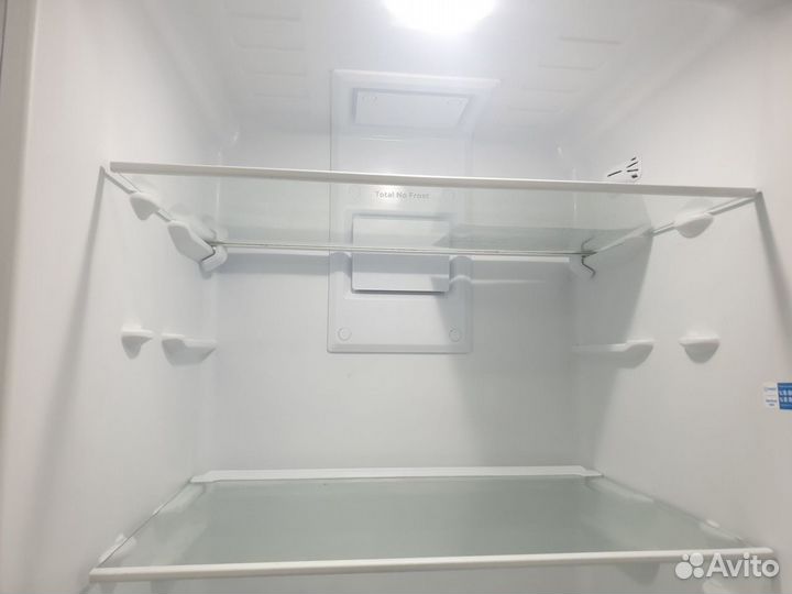 Новый Холодильник Indesit ITR 5200 W, белый