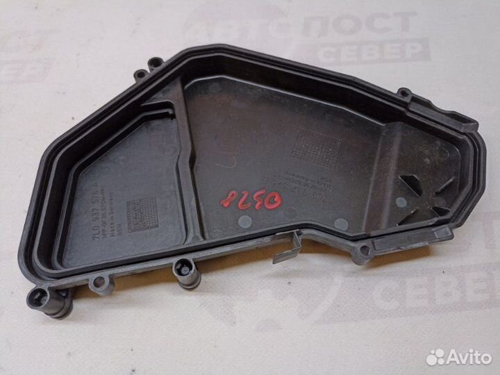 Крышка блока предохранителей Volkswagen Touareg 7L