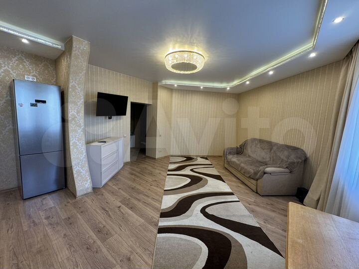 2-к. квартира, 60 м², 10/15 эт.