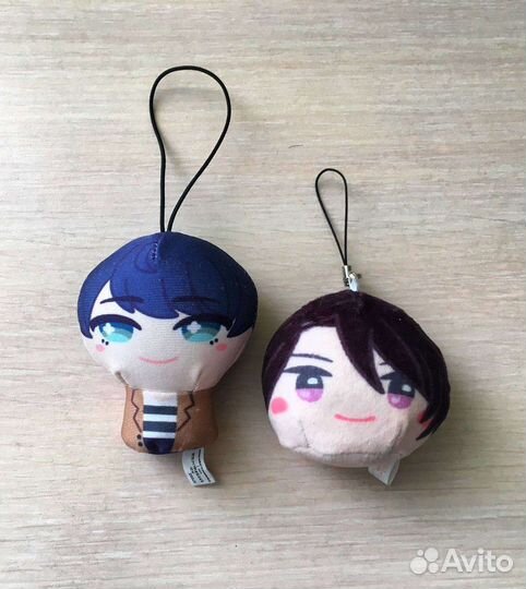 Значки и брелки с аниме (и не только)