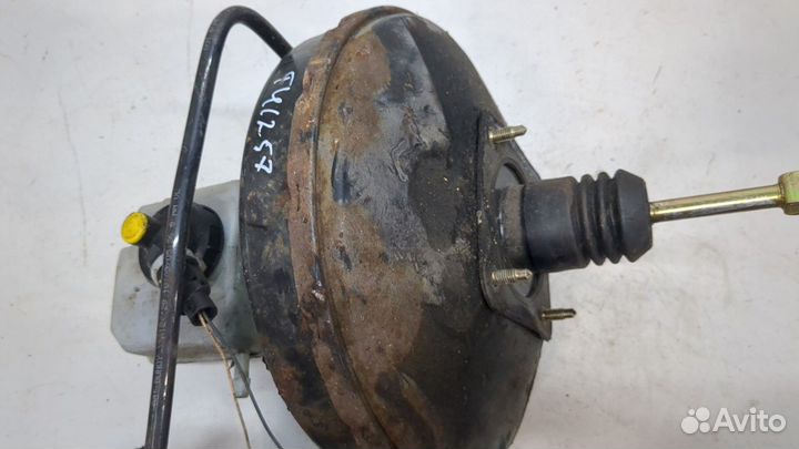 Цилиндр тормозной главный Renault Master, 2004