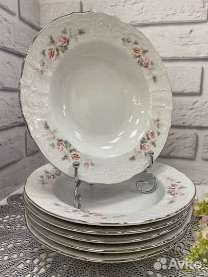 Набор тарелок 