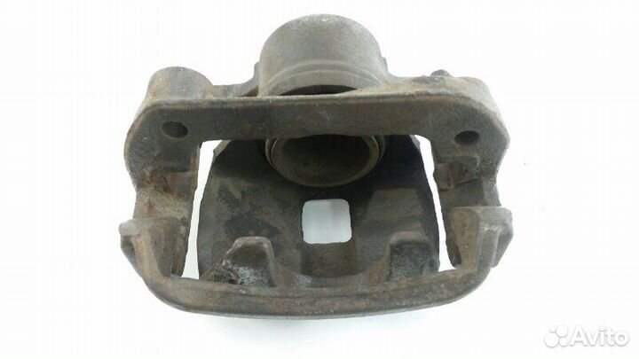 Суппорт передний левый Toyota Mark Ii GX90 1GFE