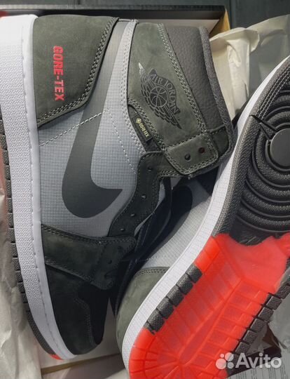 Nike Air Jordan 1 Gore-Tex Stone Red оригинал