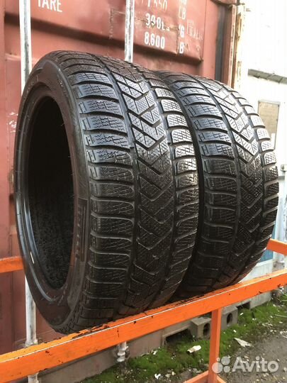 Pirelli Winter Sottozero 3 235/45 R17