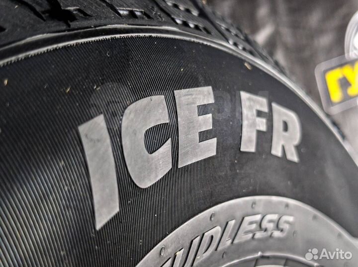 Pirelli Formula Ice FR 235/45 R18 98T