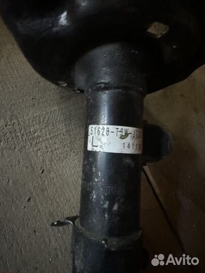 Стойка амортизртора accord ix