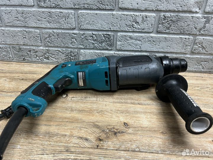 Перфоратор Makita HR2470