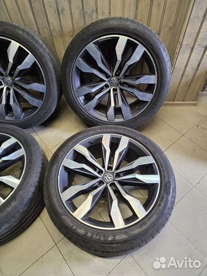 Volkswagen Touareg Suzuka Bicolor R21 Оригинал