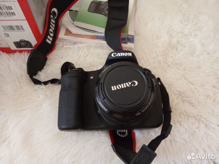 Продам фотоаппарат Canon EOS 60 D объектив Никон