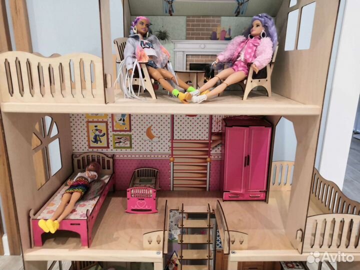 Домик кукольный