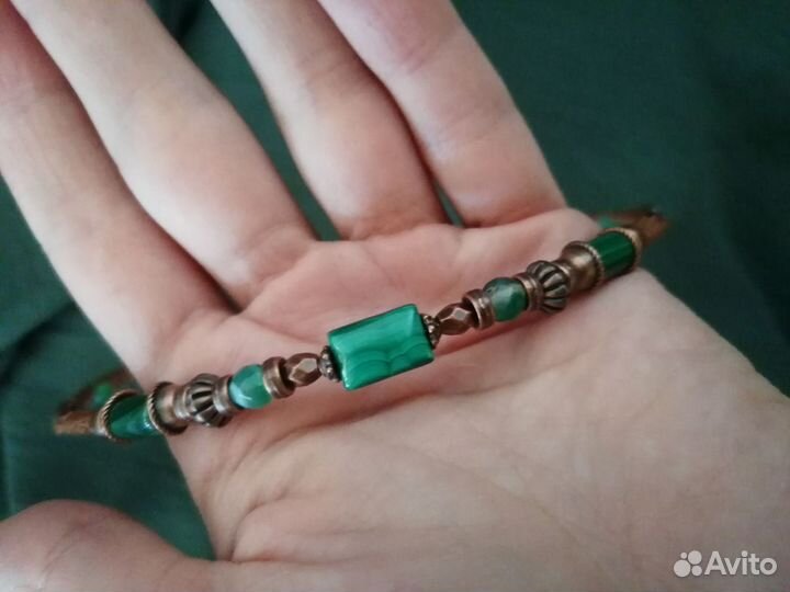 Колье чокер с малахитом