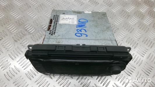 Магнитола seat leon 2 (93N10I401)