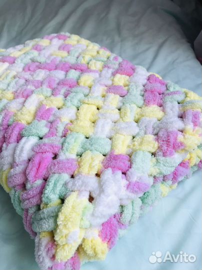 Плед из ализе пуффи