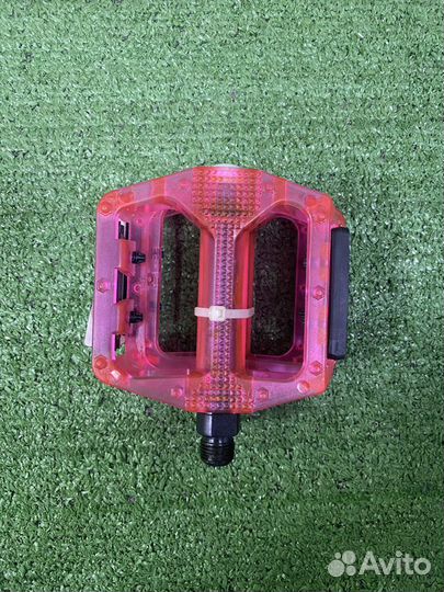 Педали на велосипед