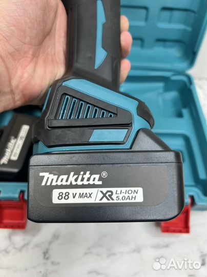 Болгарка аккумуляторная Makita