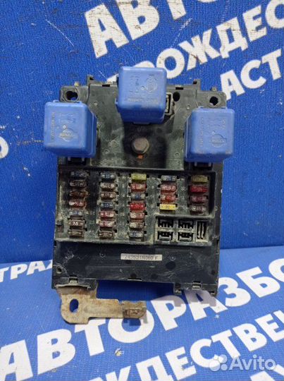 Блок предохранителей Nissan Almera N15 седан 1998